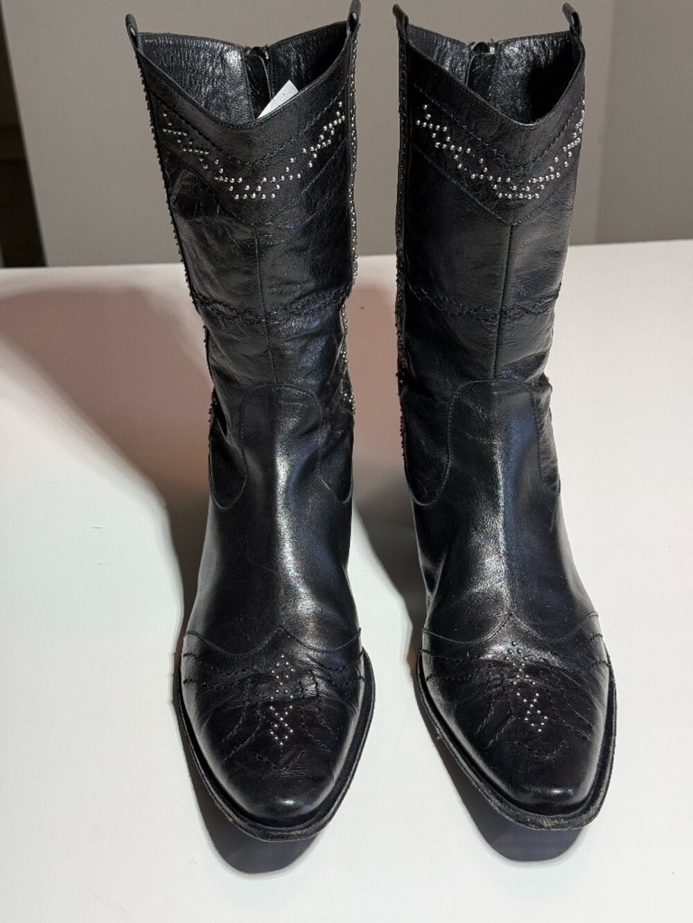 Barney’s New York Soft Black Leather Studded Bootie Made in Italy Size 9 EU 40